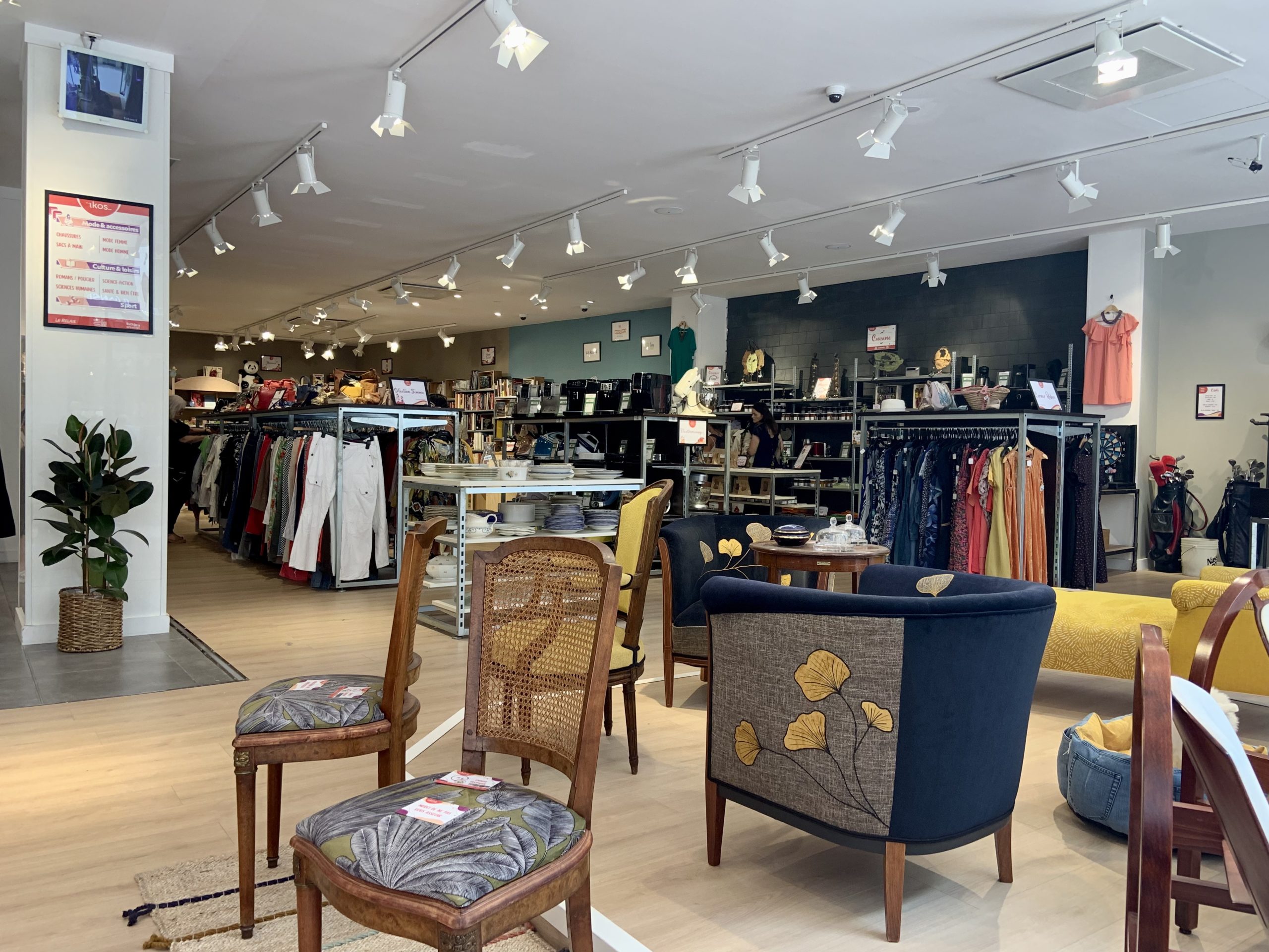 boutique-ikos-promenade